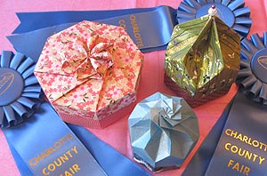 [Awards for Origami Boxes]