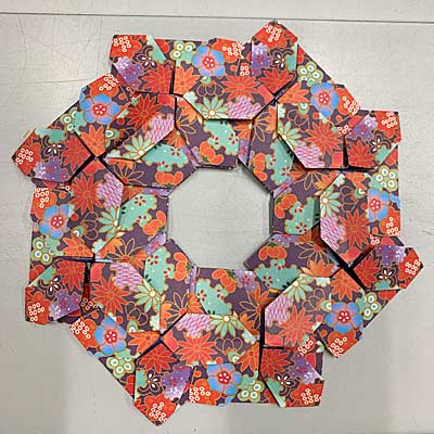 [Wakazari Wreath]