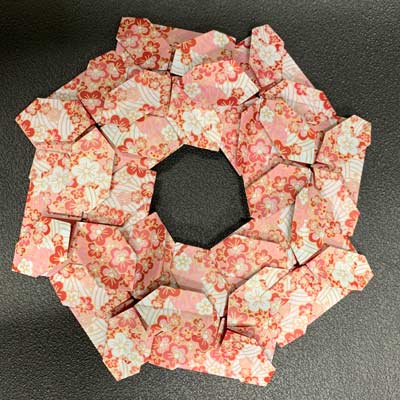 [Wakazari Wreath]