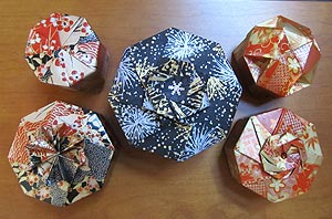 [Non-Modular Octagonal Origami Boxes]