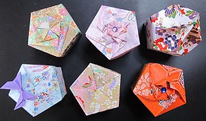 [Non-Modular Butterfly-Decorated Boxes]